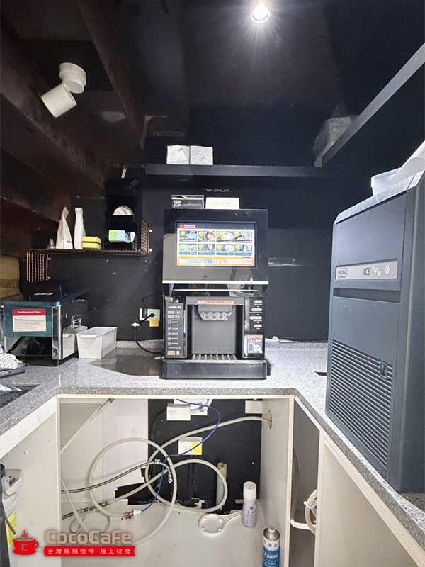 甜點店安裝案例 Ai-1000 智能咖啡機